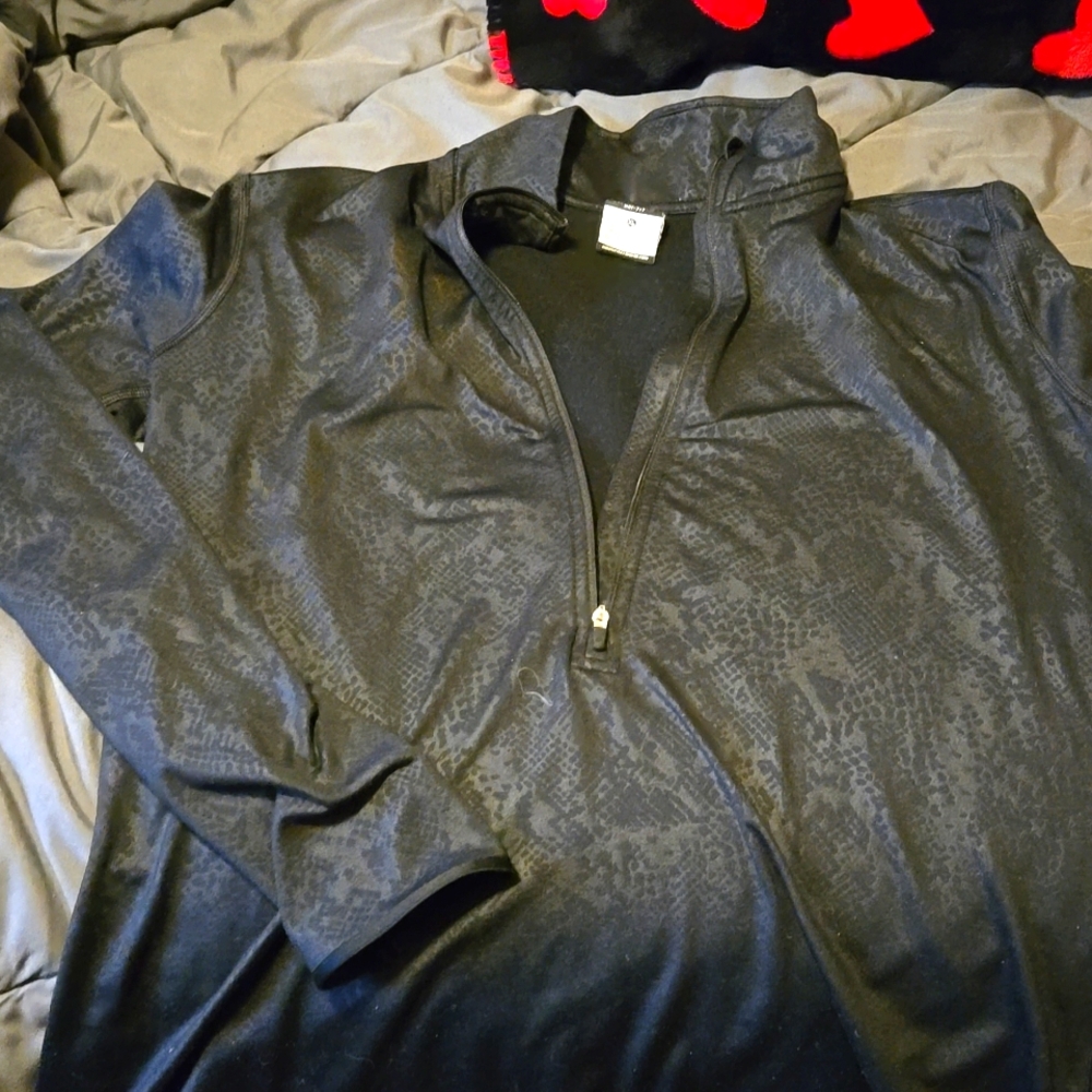 Nike dry fit women's top.
